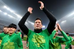 重磅！萨克拉门托国王训练开放日今晨尤文图斯调整名单以备法甲，犹他爵士绝杀压哨备战欧超杯的简单介绍爱游戏网站